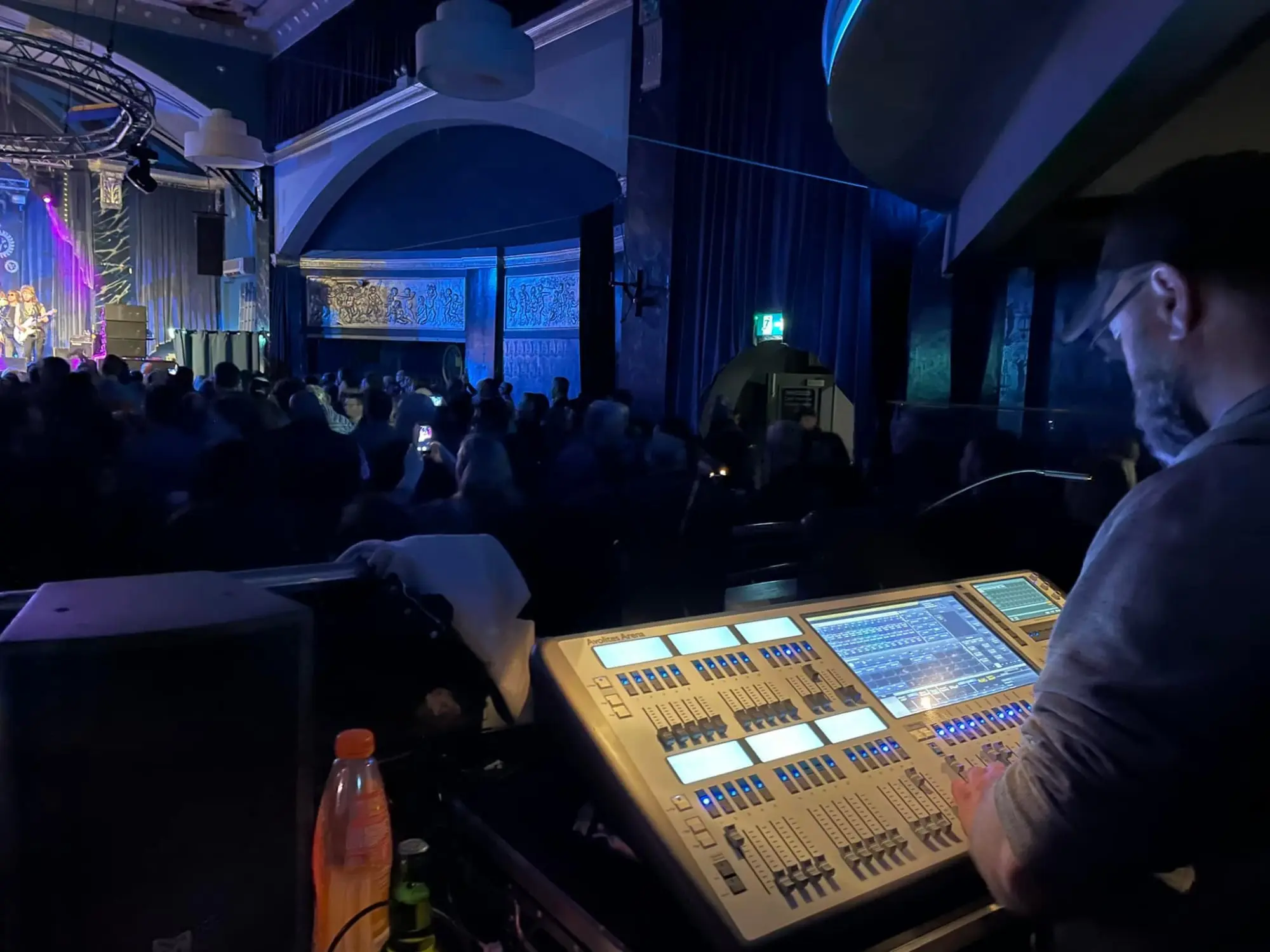 Lighting engineer hire London